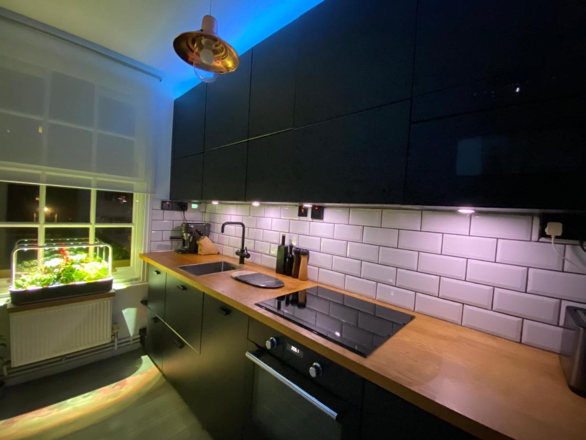Centrally Located London Apartment Exterior foto